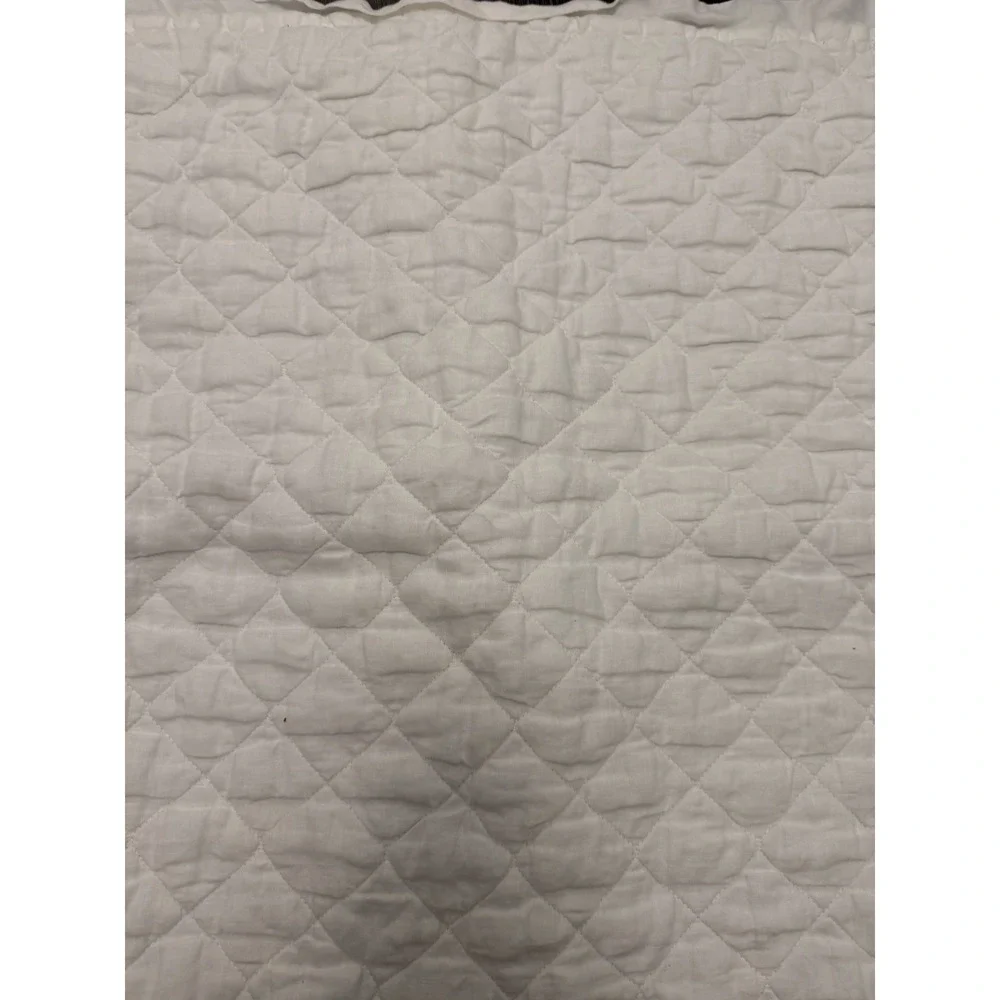 Pottery Barn Ivory 100% Linen Diamond Stitch Quilted Pillow Euro Sham 26x26 In